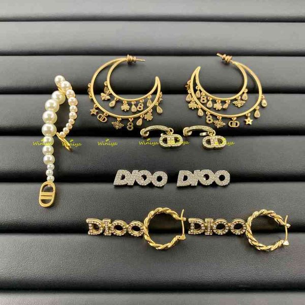 factory wholesale earrings new letter diamond inlaid bee pearl tassel earrings variety of electroplated net red same earrings, Golden
factory wholesale earrings new letter diamond inlaid bee pearl tassel earrings variety of electroplated net red same earrings, Golden