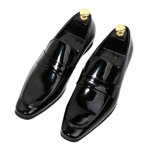 dress shoes selling european style retro square toe flat black patent leather slip on oxfords men's party groom flats
dress shoes selling european style retro square toe flat black patent leather slip on oxfords men's party groom flats