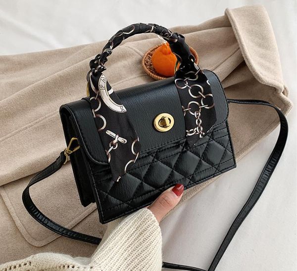 french silk scarf portable handbag small bag female 2021 autumn trendy rhombus square shoulder messengerbag
french silk scarf portable handbag small bag female 2021 autumn trendy rhombus square shoulder messengerbag
