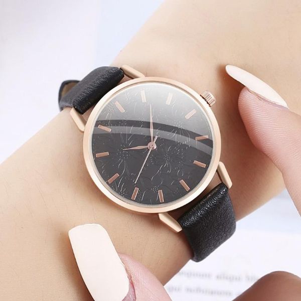 party favor ladies student watch fashion creative embossed flowers quartz wrist luxury female stainless steel relogio feminino
party favor ladies student watch fashion creative embossed flowers quartz wrist luxury female stainless steel relogio feminino