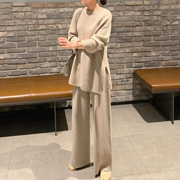 women's two piece pants 2021korean version winter thicken warm knitted pullover sweater two-piece suits +high waist loose wide leg set, White
women's two piece pants 2021korean version winter thicken warm knitted pullover sweater two-piece suits +high waist loose wide leg set, White