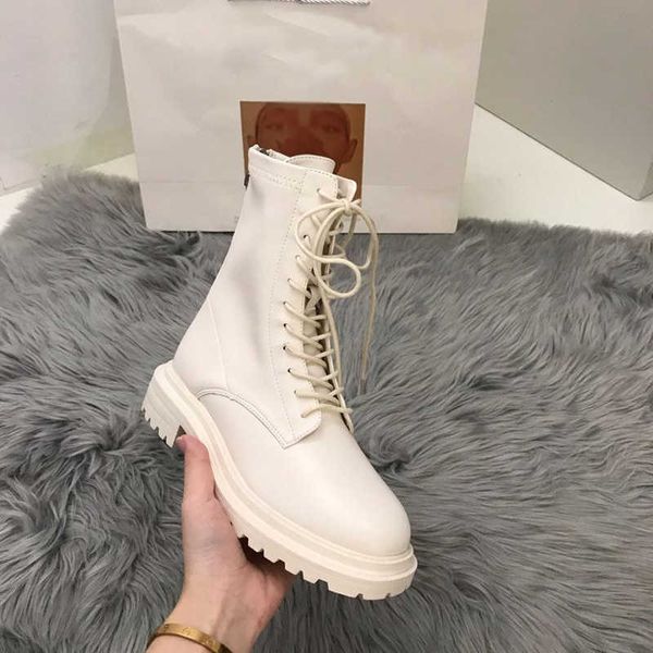 women's chunky low heels boots lace up back zipper 2021 autumn trend design for females black white classic motorcycle boots y0914
women's chunky low heels boots lace up back zipper 2021 autumn trend design for females black white classic motorcycle boots y0914