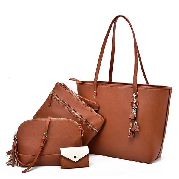 handbag 2021 single shoulder messenger bag four piece suit tote armpit 
handbag 2021 single shoulder messenger bag four piece suit tote armpit