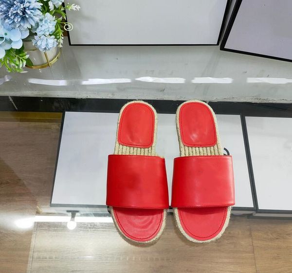 sandals fashion women's casual summer leather beach shoes female peep toe slippers metal letters slipper c3303, Black
sandals fashion women's casual summer leather beach shoes female peep toe slippers metal letters slipper c3303, Black