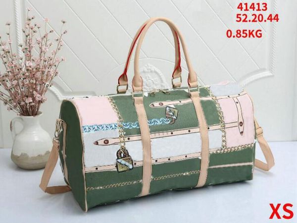 2022 designer 52cm large capacity women men travel bags famous classical men shoulder designer duffel bags carry on luggage tote handbag
2022 designer 52cm large capacity women men travel bags famous classical men shoulder designer duffel bags carry on luggage tote handbag