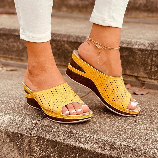 slippers women's solid wedges hollow platform sandals peep toes pu leather female shoes comfortable 2021 summer ladies, Black
slippers women's solid wedges hollow platform sandals peep toes pu leather female shoes comfortable 2021 summer ladies, Black