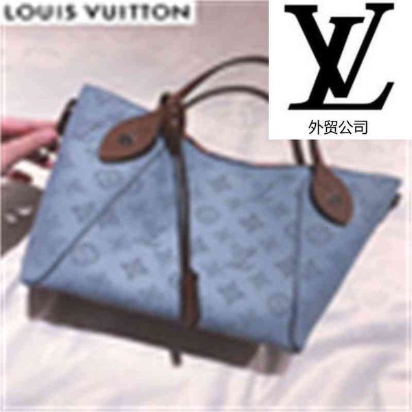 a5v3 m52975 perforated calfskin small handbag women handbags iconic bags handles shoulder bags totes cross body brand joc9
a5v3 m52975 perforated calfskin small handbag women handbags iconic bags handles shoulder bags totes cross body brand joc9