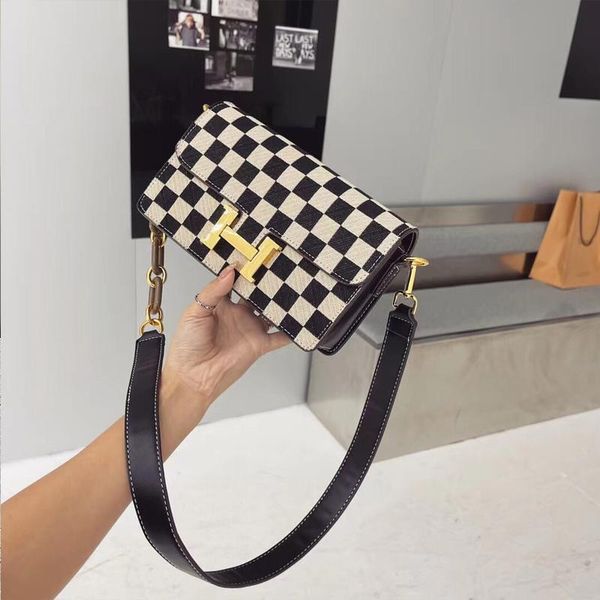 evening bags niche design checkerboard lattice shoulder bag female 2021 fashion ins wide strap diagonal tide messenger
evening bags niche design checkerboard lattice shoulder bag female 2021 fashion ins wide strap diagonal tide messenger