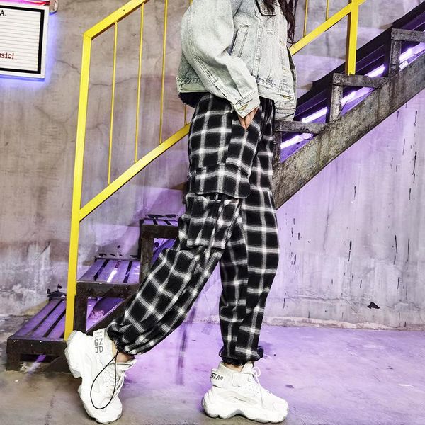 women's pants & capris black and white plaid in spring summer of 2021, the toe loose casual slim high waist, Black;white
women's pants & capris black and white plaid in spring summer of 2021, the toe loose casual slim high waist, Black;white