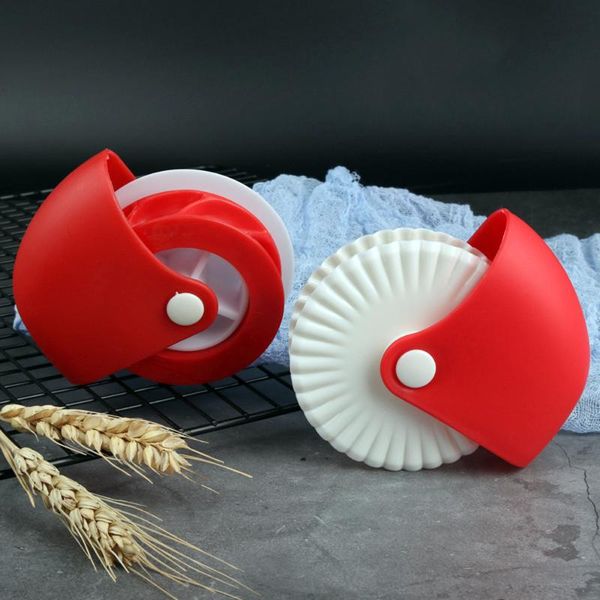 baking & pastry tools pizza cutting wheel rolling cutter diy dough lattice decoration
baking & pastry tools pizza cutting wheel rolling cutter diy dough lattice decoration