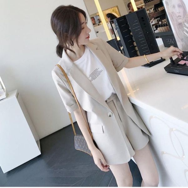 women's suits & blazers 2021 summer korean casual loose small suit two piece jacket shorts fashion women, White;black
women's suits & blazers 2021 summer korean casual loose small suit two piece jacket shorts fashion women, White;black