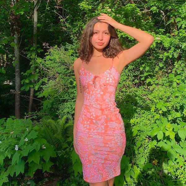 casual dresses y2k floral print mini women v neck holiday sundress summer backless dress bohemian high waist, Black;gray
casual dresses y2k floral print mini women v neck holiday sundress summer backless dress bohemian high waist, Black;gray