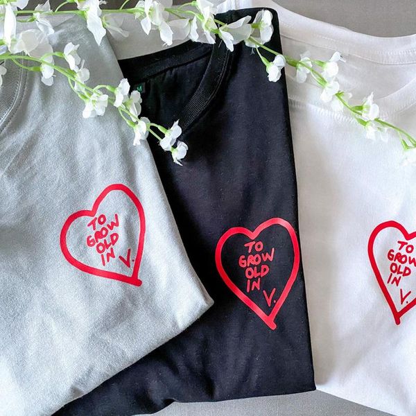 women's t-shirt wandavision t shirt women letter print to grow old in v t-shirts harajuku cotton summer plus size femme vintage, White
women's t-shirt wandavision t shirt women letter print to grow old in v t-shirts harajuku cotton summer plus size femme vintage, White