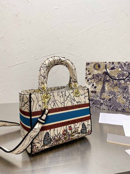r tote bag bags canvas shopping handbags classic shoulder women luxurys designers embroidered fashion large capacity big size wholesale vari
r tote bag bags canvas shopping handbags classic shoulder women luxurys designers embroidered fashion large capacity big size wholesale vari