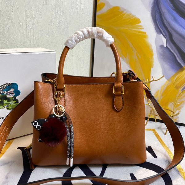 luxurys designers bags genuine leather handbags shoulder bag pretty multifunction large capacity tote crossbody wholesale 2107
luxurys designers bags genuine leather handbags shoulder bag pretty multifunction large capacity tote crossbody wholesale 2107