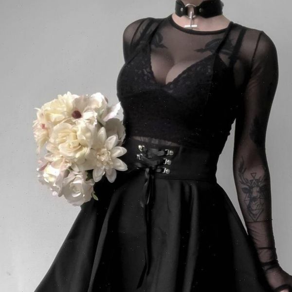 50s high waist pleated women skirt mini gothic punk black lace up casual streetwear solid feminina a line party falda
50s high waist pleated women skirt mini gothic punk black lace up casual streetwear solid feminina a line party falda