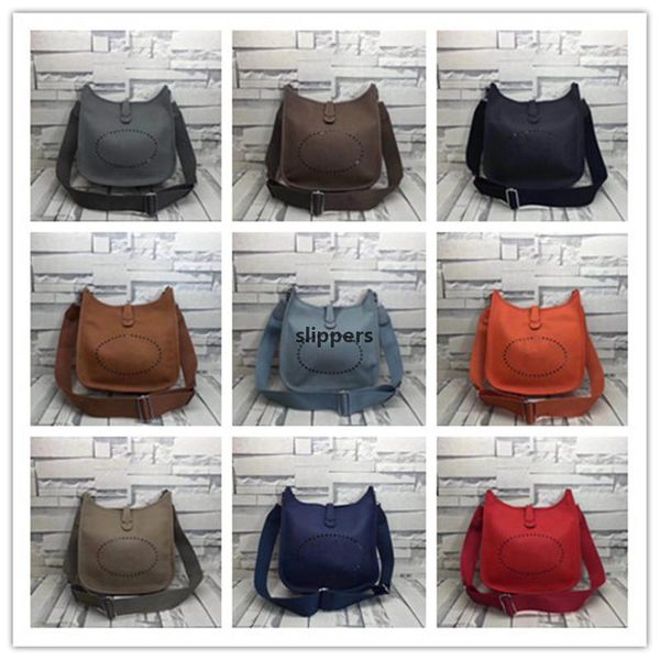 designer luxury evelyne gm chocolat taurillon clemence square i womens shoulder bag leather crossbody shoulder hand bag size:30*28*10cm
designer luxury evelyne gm chocolat taurillon clemence square i womens shoulder bag leather crossbody shoulder hand bag size:30*28*10cm