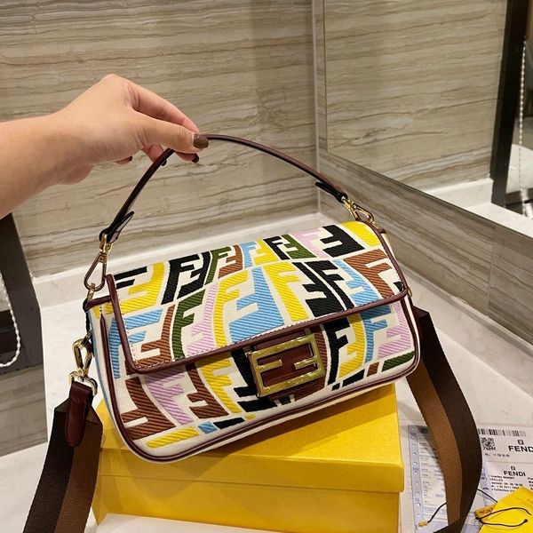 f cotton and hemp embroidery letter method stick bag portable messenger one shoulder women's bag two strap gift box packaging women lux
f cotton and hemp embroidery letter method stick bag portable messenger one shoulder women's bag two strap gift box packaging women lux