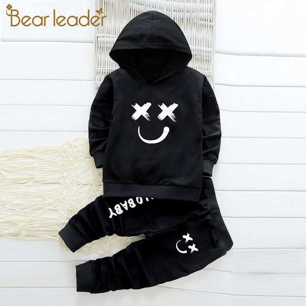 bear leader boys autumn fashion casual clothing sets cartoon pattern hoodied and letter print pants 2-6 years children suit 210708, White
bear leader boys autumn fashion casual clothing sets cartoon pattern hoodied and letter print pants 2-6 years children suit 210708, White