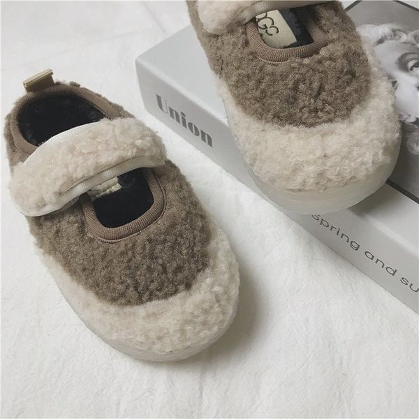 autumn and winter girls shoes children soft and antiskid plush velcro baby causual shoes toddler kids wool fashion cotton shoes, Black;red
autumn and winter girls shoes children soft and antiskid plush velcro baby causual shoes toddler kids wool fashion cotton shoes, Black;red