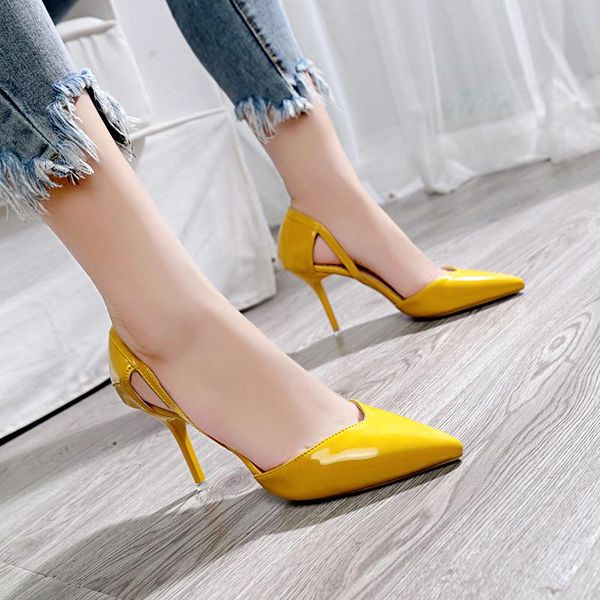 dress shoes single women 2021 bright leather hollow pointed shallow mouth professional women's, Black
dress shoes single women 2021 bright leather hollow pointed shallow mouth professional women's, Black