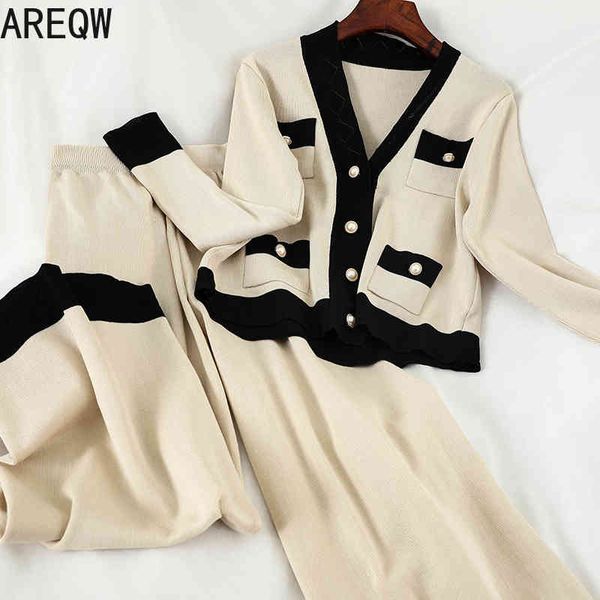 spring autumn women's knitted pants suit korean-style long-sleeved v-neck cardigans+pants two piece set 210507, White
spring autumn women's knitted pants suit korean-style long-sleeved v-neck cardigans+pants two piece set 210507, White