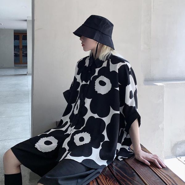 summer tshirt casual black white print tees creativity loose t-shirts women short sleeve oversize hip hop streetwear women's t-shir
summer tshirt casual black white print tees creativity loose t-shirts women short sleeve oversize hip hop streetwear women's t-shir