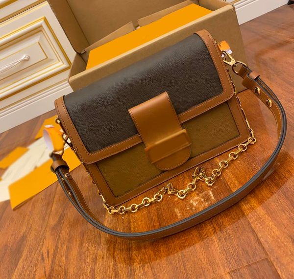 luxury designer handbags women bags 2021 purses postman handbag one-shoulder crossboby bag trendy multi-layer chain printed crossbody womens
luxury designer handbags women bags 2021 purses postman handbag one-shoulder crossboby bag trendy multi-layer chain printed crossbody womens