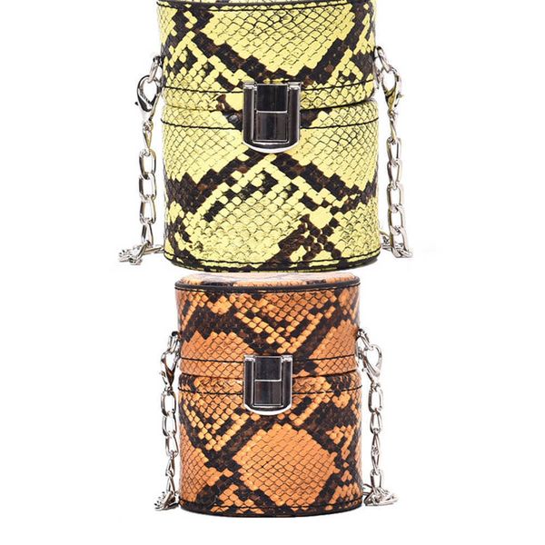new bag showecomfort01 2022mini cylinder shaped shoulder messenger handbags for women ins snake print pu chain crossbody bags with the bucke
new bag showecomfort01 2022mini cylinder shaped shoulder messenger handbags for women ins snake print pu chain crossbody bags with the bucke