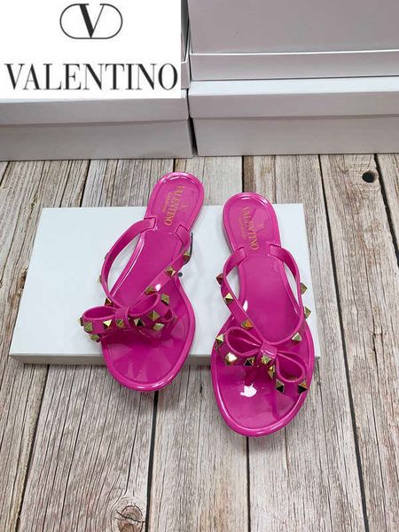casual sandals thongs designer handmade walking tennis luxury slippers mules slides brand shoes women fw19, Black;white
casual sandals thongs designer handmade walking tennis luxury slippers mules slides brand shoes women fw19, Black;white