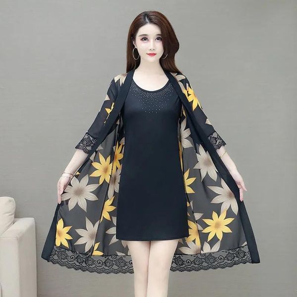 plus size outerwear & coats 2021 summer chiffon sun protection windbreaker women long high-end printed shawl thin jacke temperament mother c, Black
plus size outerwear & coats 2021 summer chiffon sun protection windbreaker women long high-end printed shawl thin jacke temperament mother c, Black