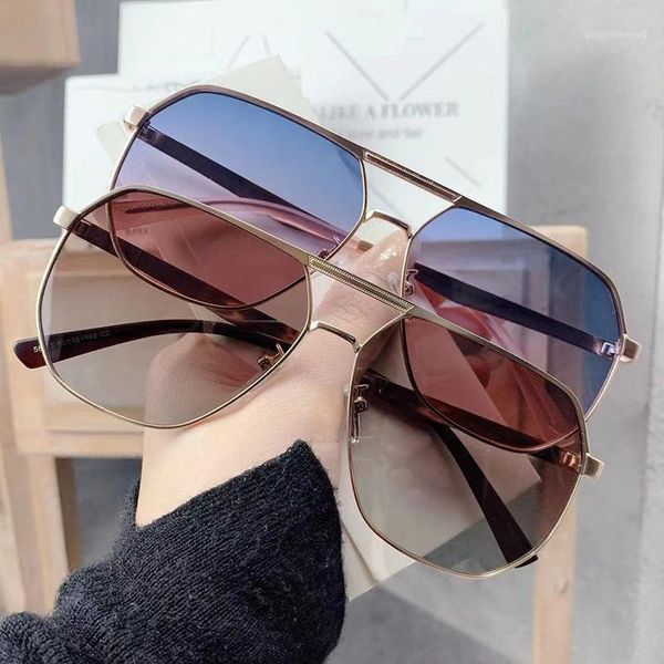 vazrobe fashion polarized sunglasses male women sun glasses for men flat color tint gradient lens, White;black
vazrobe fashion polarized sunglasses male women sun glasses for men flat color tint gradient lens, White;black