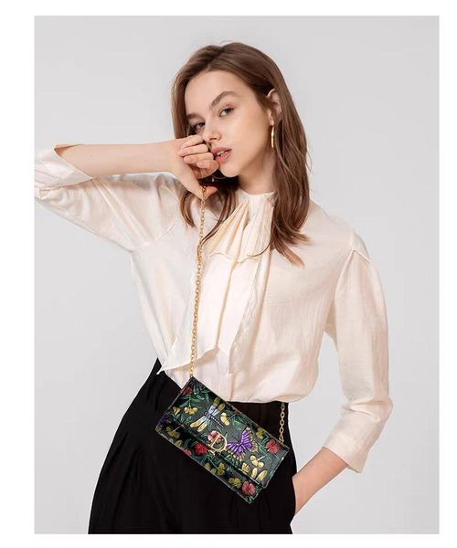 cowhide clutch bag female long wallet lady messenger multi-function hand waist bags
cowhide clutch bag female long wallet lady messenger multi-function hand waist bags