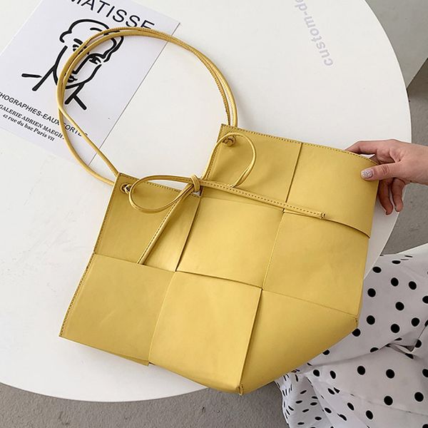 luxury brand large weave tote bag 2021 new high-quality pu leather womens designer 2 in 1 handbag high capacity shoulder bags, Brown;gray
luxury brand large weave tote bag 2021 new high-quality pu leather womens designer 2 in 1 handbag high capacity shoulder bags, Brown;gray