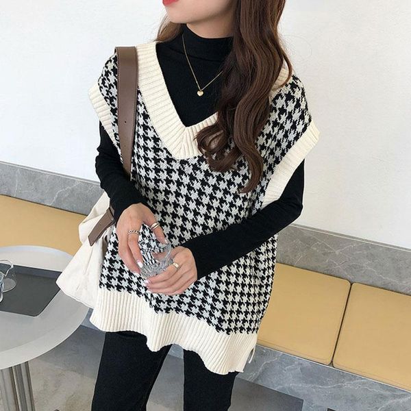 women's sweaters women fashion vintage v neck knitted sleeveless pullover waistcoat oversized houndstooth vest sweater, White;black
women's sweaters women fashion vintage v neck knitted sleeveless pullover waistcoat oversized houndstooth vest sweater, White;black