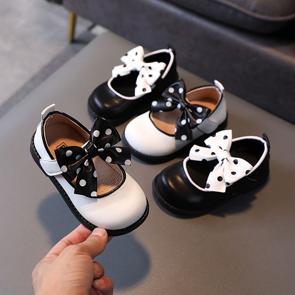 Autumn Girls Leather Shoes Soft Bottom Non-slip Children Birthday Party Wave Point Bow-knot Princess Shoes Kids Casual Shoes, Black
Autumn Girls Leather Shoes Soft Bottom Non-slip Children Birthday Party Wave Point Bow-knot Princess Shoes Kids Casual Shoes, Black