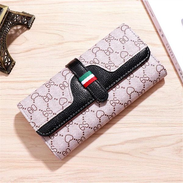 factory wholesale women bag classic printed long wallet multi-functional leather womens wallets small fresh contrast color purse in hand, Red;black
factory wholesale women bag classic printed long wallet multi-functional leather womens wallets small fresh contrast color purse in hand, Red;black