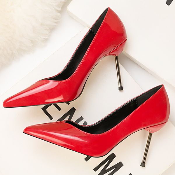 fashion simple professional ol women's shoes single shoes high heel shallow mouth pointed patent leather high heels, Black
fashion simple professional ol women's shoes single shoes high heel shallow mouth pointed patent leather high heels, Black