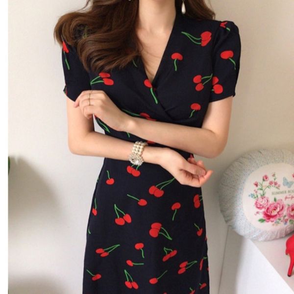 fall new cherry print short-sleeved vintage french print v-neck slim waist slimming long v-neck mid-length dress chiffon 210419, White
fall new cherry print short-sleeved vintage french print v-neck slim waist slimming long v-neck mid-length dress chiffon 210419, White
