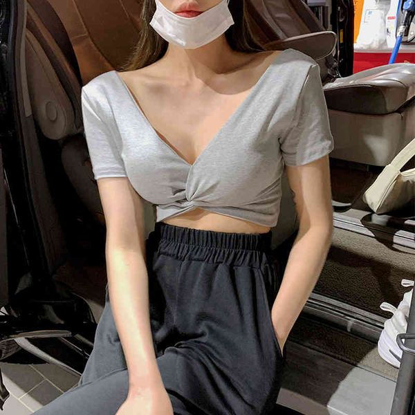 chic wind chest cross-knot blouse pleated design v-neck short waist t-shirt short-sleeved bottoming shirt women 210429, Black
chic wind chest cross-knot blouse pleated design v-neck short waist t-shirt short-sleeved bottoming shirt women 210429, Black