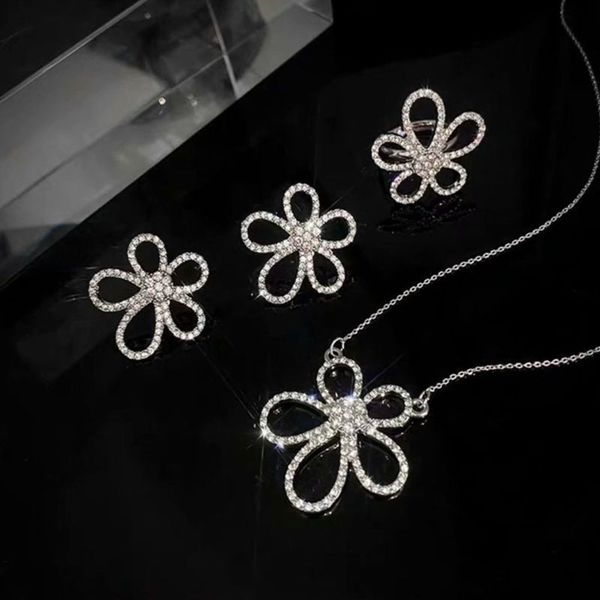 new flower adjustable women's fashion personality niche design necklace earring ring three piece set, Black
new flower adjustable women's fashion personality niche design necklace earring ring three piece set, Black