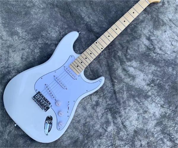 classic single crank electric guitar, made of solid wood, beautiful timbre, comfortable feel, delivery to home. guitars guitarra
classic single crank electric guitar, made of solid wood, beautiful timbre, comfortable feel, delivery to home. guitars guitarra