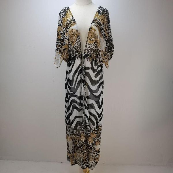 women's swimwear dress for year 2021 beach wear women cover up coverup chiffon print leopard shirt cardigan skirt bikini polyester, White;black
women's swimwear dress for year 2021 beach wear women cover up coverup chiffon print leopard shirt cardigan skirt bikini polyester, White;black