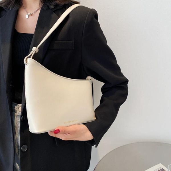 solid shoulder messenger bags for women 2021 totes handbags bag purses lady luxury design high quality
solid shoulder messenger bags for women 2021 totes handbags bag purses lady luxury design high quality