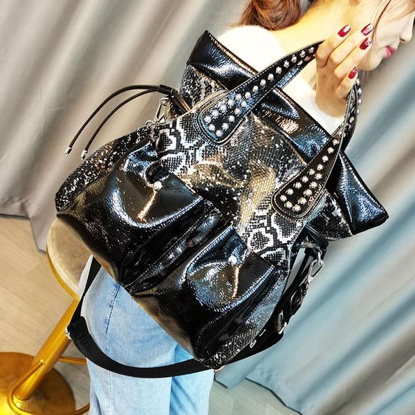 evening bags luxury pu leather purses and handbags women serpentine rivet tote bag large crossbody over shoulder satchel
evening bags luxury pu leather purses and handbags women serpentine rivet tote bag large crossbody over shoulder satchel