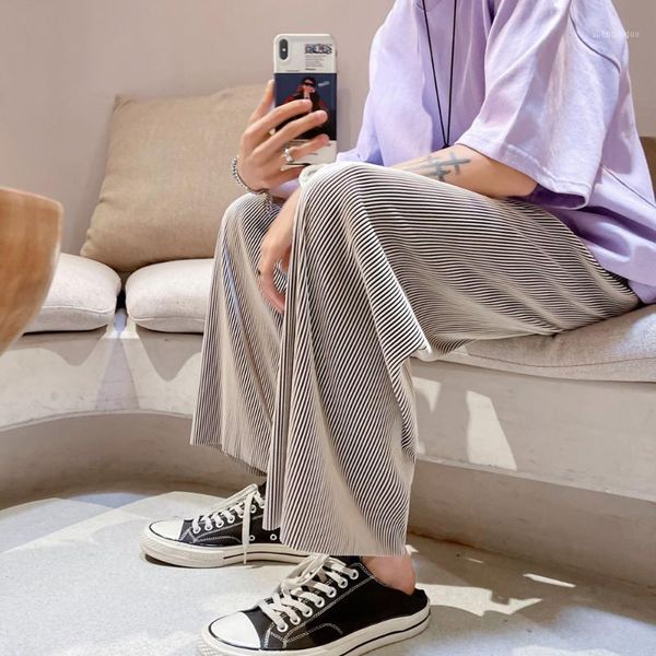 men's pleated fabric high waist solid color loose casual straight pants streetwear vintage comfortable trousers for man women, Black
men's pleated fabric high waist solid color loose casual straight pants streetwear vintage comfortable trousers for man women, Black