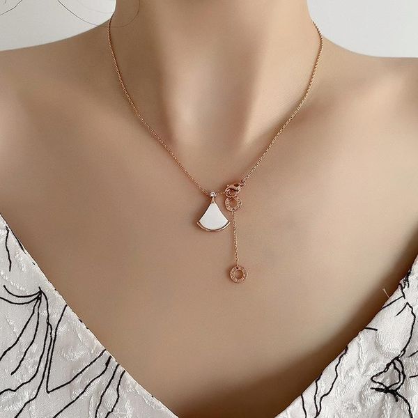 chokers xiaiboacc rose gold shell pendant necklace for women korean fashion white fritillaria titanium steel choker chain jewelry gift, Golden;silver
chokers xiaiboacc rose gold shell pendant necklace for women korean fashion white fritillaria titanium steel choker chain jewelry gift, Golden;silver