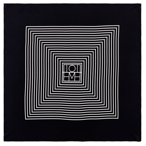 pobing manual hand rolled twill silk scarf women geometric print square scarves echarpes foulards femme wrap bandana hijab 90cm 210819, Blue;gray
pobing manual hand rolled twill silk scarf women geometric print square scarves echarpes foulards femme wrap bandana hijab 90cm 210819, Blue;gray