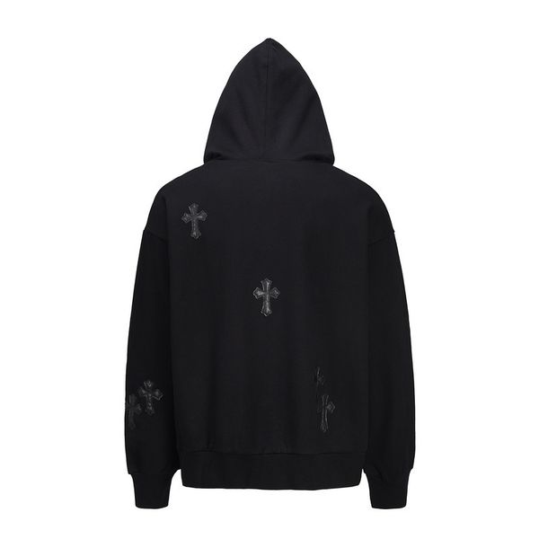 gaojiechao brand autumn and winter new heavy industry splicing leather cross long sleeve hoodie, White;black 
gaojiechao brand autumn and winter new heavy industry splicing leather cross long sleeve hoodie, White;black