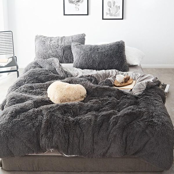 bedding sets 2021 long hair fleece set 5pcs/set (duvet cover+flat sheet+2 pillowcase+1 cushion) flannel winter warm bed linen
bedding sets 2021 long hair fleece set 5pcs/set (duvet cover+flat sheet+2 pillowcase+1 cushion) flannel winter warm bed linen